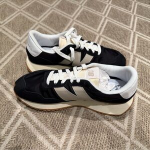 New Balance Lifestyle 237 Sneakers